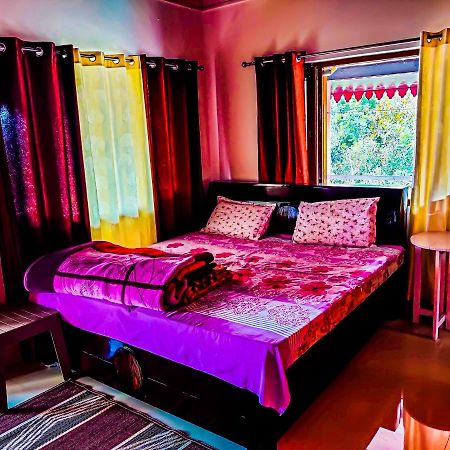 אלמורה Namaste Homestay מראה חיצוני תמונה