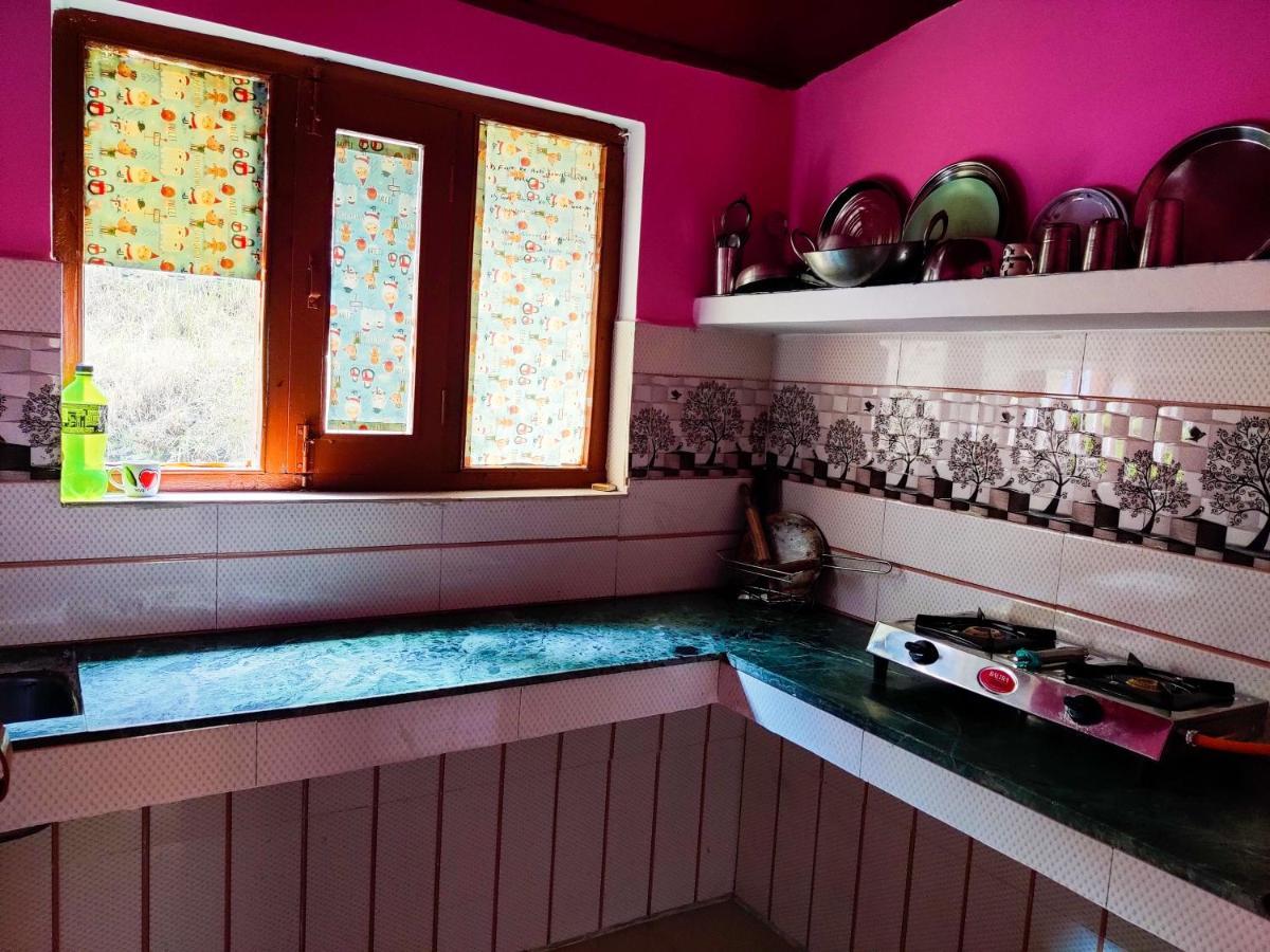 אלמורה Namaste Homestay מראה חיצוני תמונה
