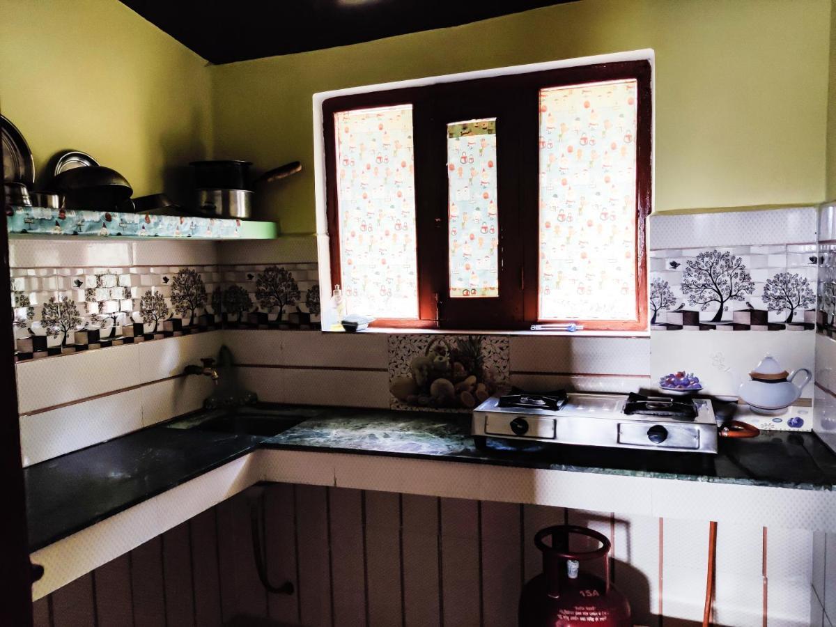 אלמורה Namaste Homestay מראה חיצוני תמונה