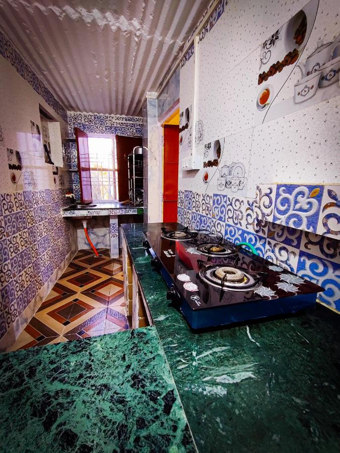 אלמורה Namaste Homestay מראה חיצוני תמונה